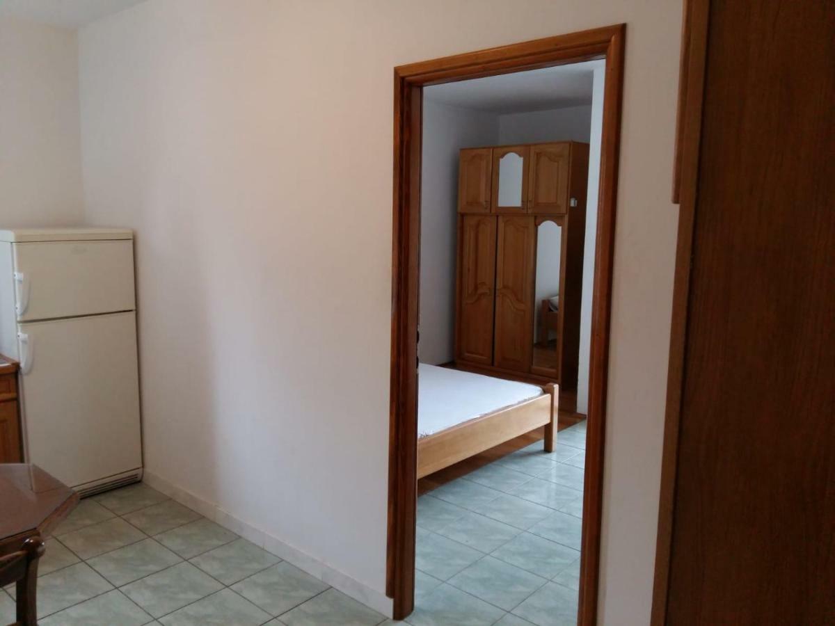 Apartments Villa Cherry 诺瓦利娅 外观 照片